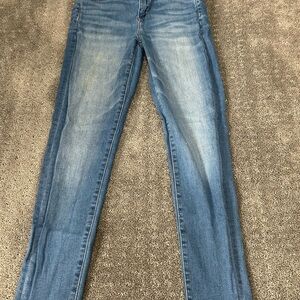 American Eagle Outfitters Light Blue Skinny Jeans